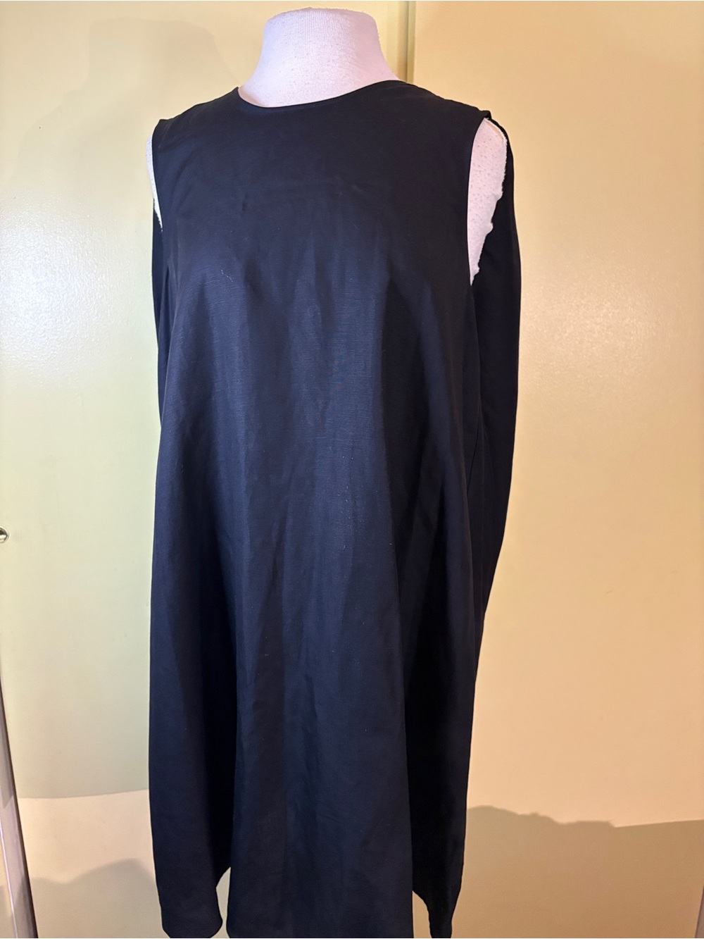 COS lycocell Black Sleeveless Shift Dress. Pockets